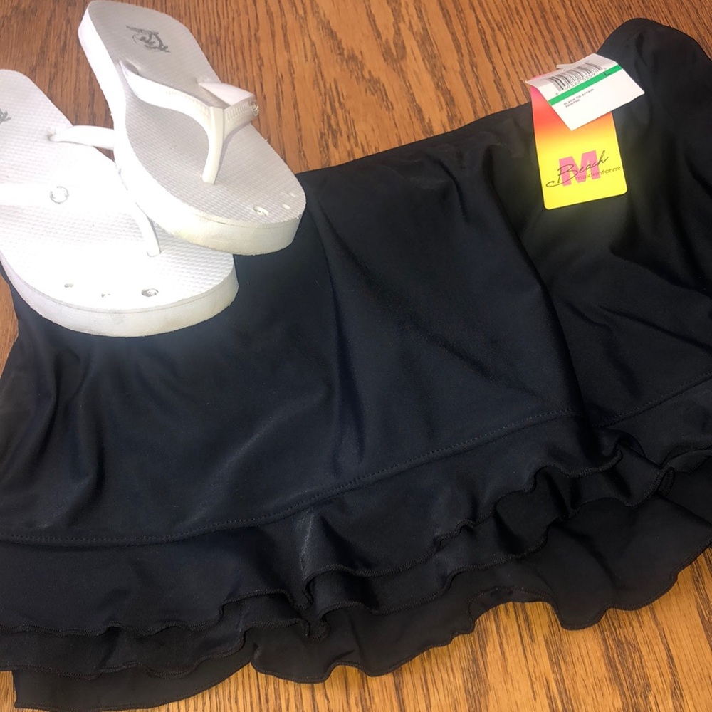 Maidenform BATHING SUIT skirtini 🖤 NWT